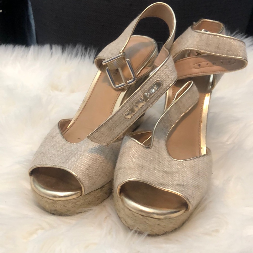 Antonio Melani wedges